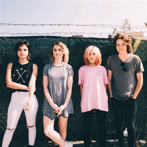 odd hey violet lyrics